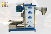 國家出臺的一系列環(huán)保型方針，再生塑料機械在商場中的比例逐漸提高